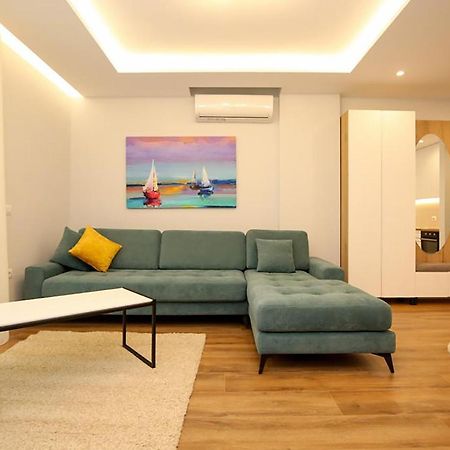 فلورا T2 City Apartments المظهر الخارجي الصورة