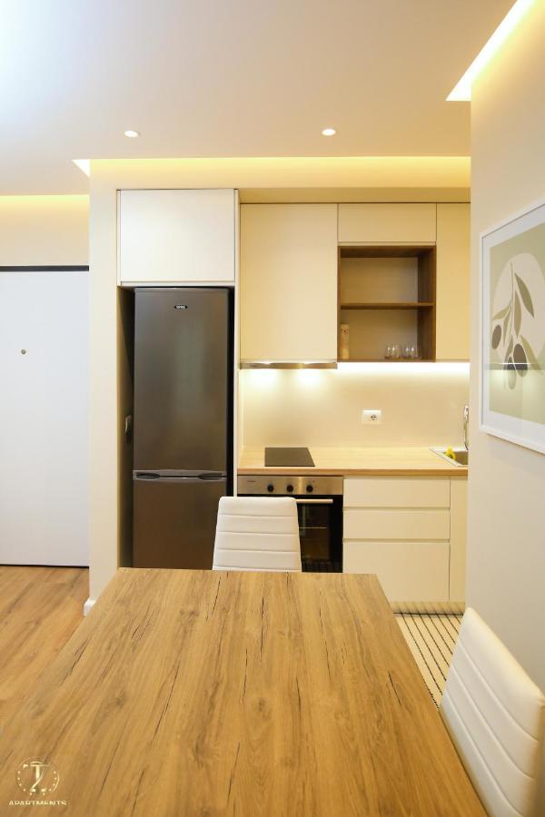 فلورا T2 City Apartments المظهر الخارجي الصورة