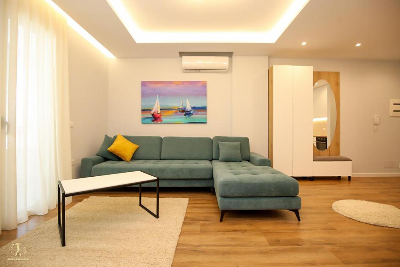فلورا T2 City Apartments المظهر الخارجي الصورة